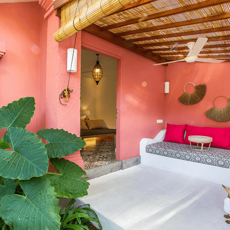 Repeat - Grande Room - 1