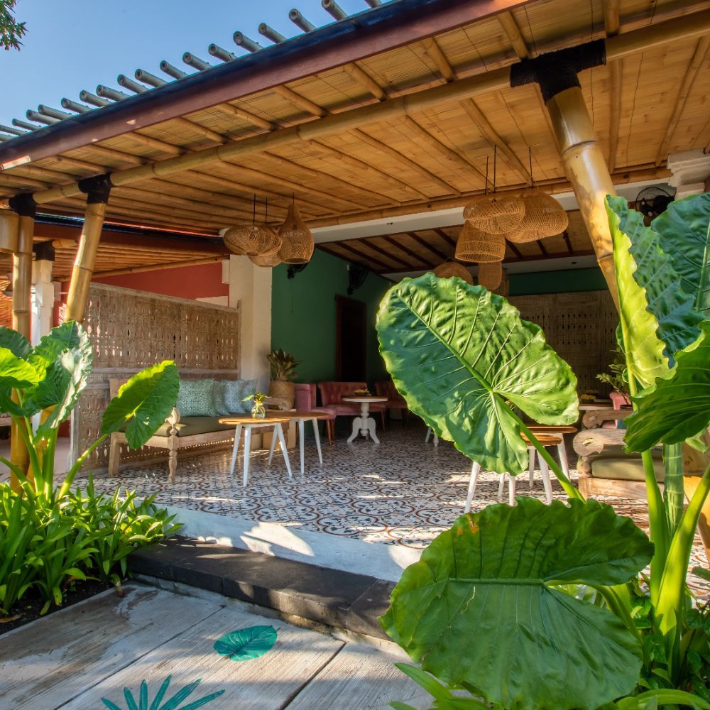 Stylish tropical design at PinkPrivate Sanur boutique hotel