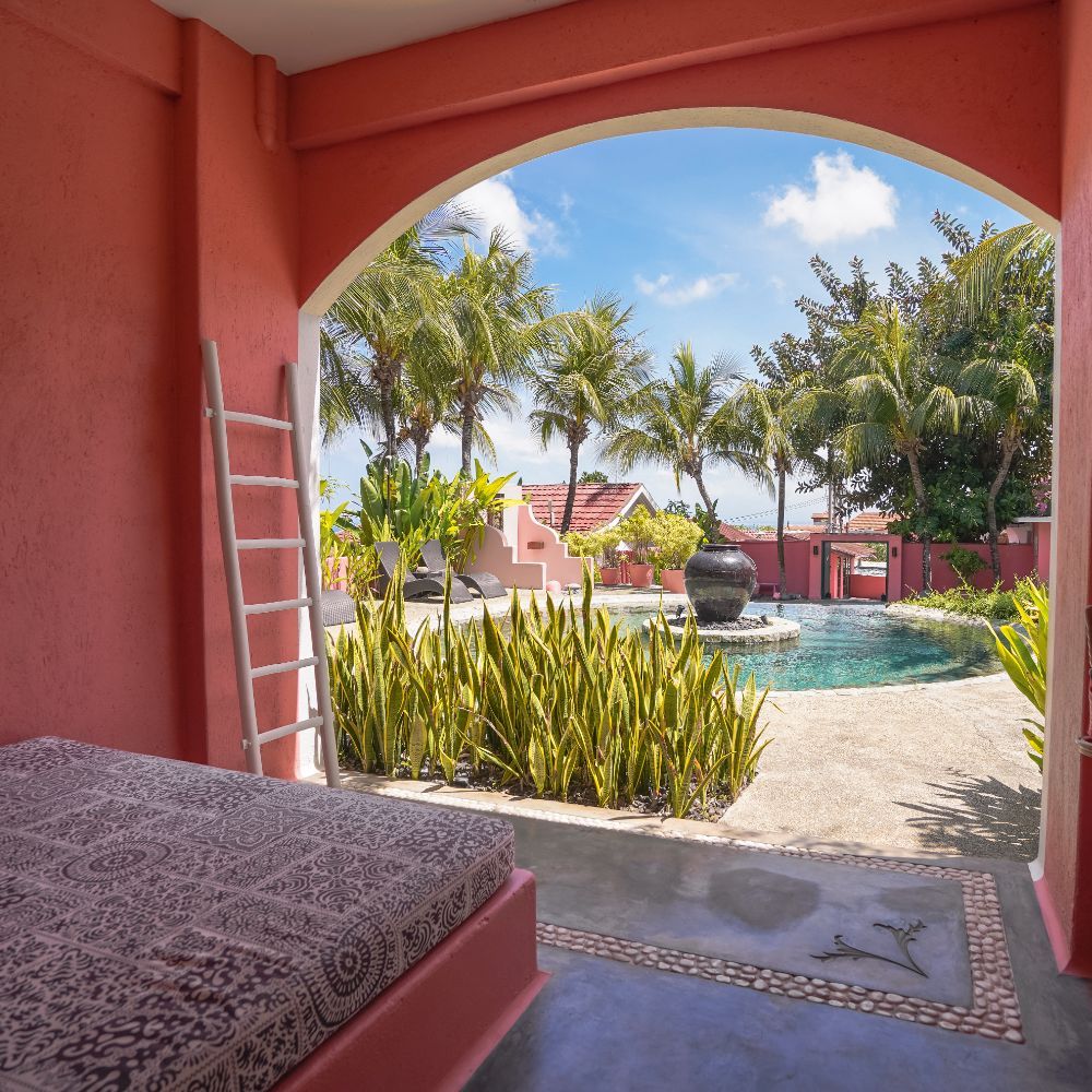 Grande Pool View - 1